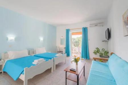 Crystal Blue Aparthotel - 68