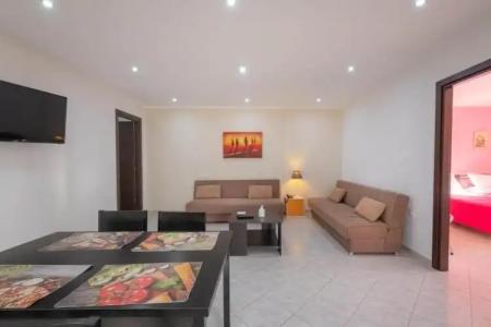 Crystal Blue Aparthotel - 57