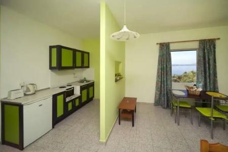 Crystal Blue Aparthotel - 25