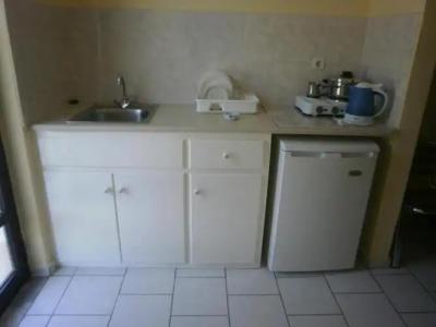 Manolis Studios - 78