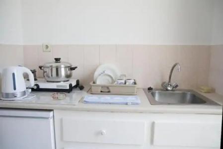 Manolis Studios - 67