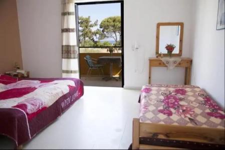 Manolis Studios - 64