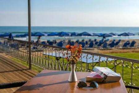 Happy Days Beach - 5