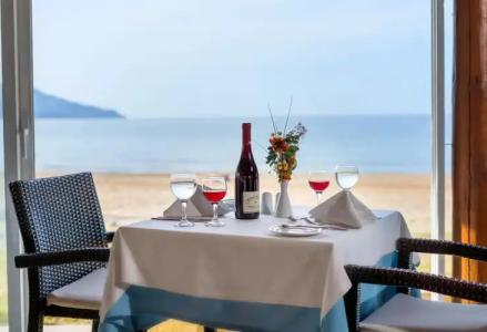 Happy Days Beach - 20