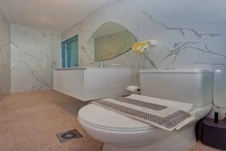 Island Beach - Adults Only - 7