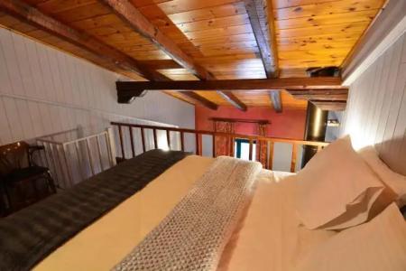 Aphrodite's Inn - 31