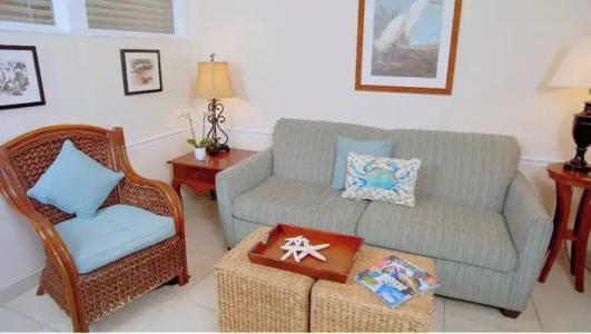 Coconut Palm Inn - 89