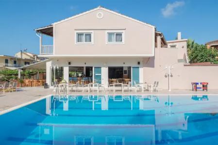 Dominoes Apartments - 14