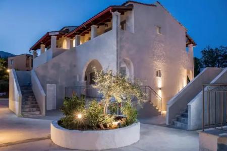 Dominoes Apartments - 47