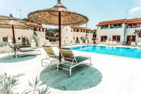 Dominoes Apartments - 53