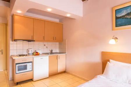 Dominoes Apartments - 22