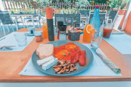 Dominoes Apartments - 40