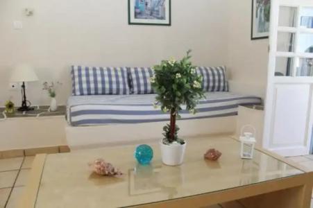 Ios Art Studios & Luxury Apartments - 7