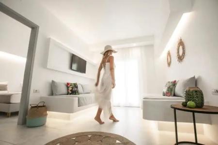 Ios Art Studios & Luxury Apartments - 36