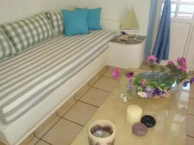 Ios Art Studios & Luxury Apartments - 3