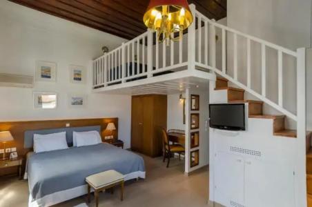 Orloff Boutique - 84