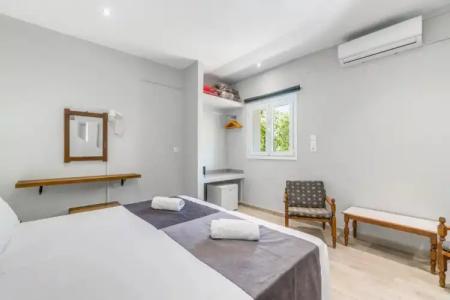 Angela & Apartments - 13