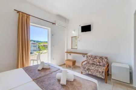 Angela & Apartments - 43