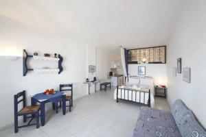 Sea View Studios, Syros Island