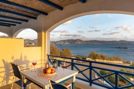 Sea View Studios - 115