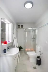 Sea View Studios - 59