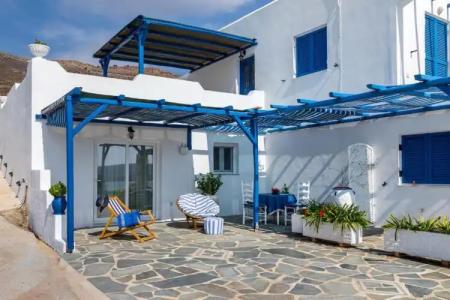 Sea View Studios - 89