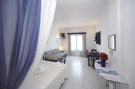 Sea View Studios - 4