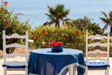 Sea View Studios - 90