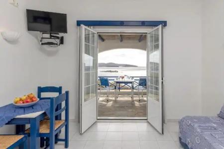 Sea View Studios - 109