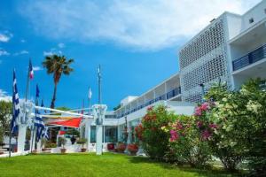 Brown Beach, a member of Brown Hotels