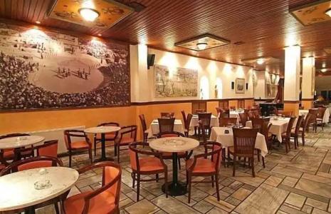 Iniohos Restaurant - 13