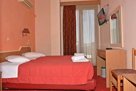 Iniohos Restaurant - 5