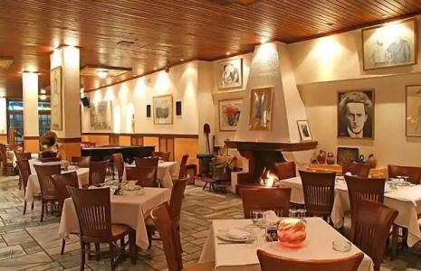 Iniohos Restaurant - 11