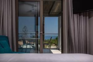 Ionian Aura, Tsilivi-Planos