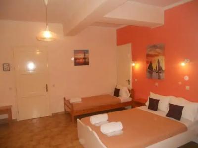 Elli Marina Studios and Apartments - 5