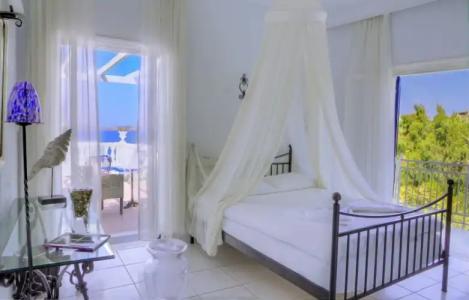 Aneroussa Beach - 24