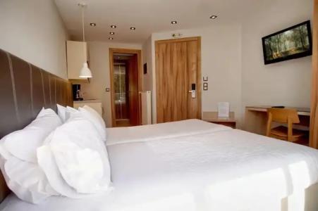 Elements Rooms & Apartments - 5