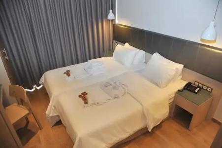 Elements Rooms & Apartments - 3