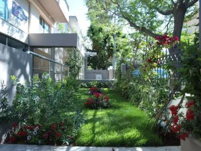 Elements Rooms & Apartments - 9