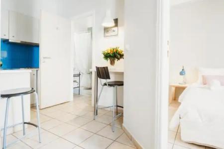 Athens Studios - 113