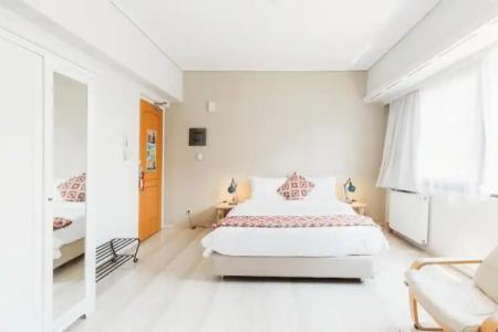 Athens Studios - 157