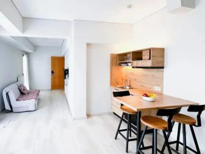 Athens Studios - 145