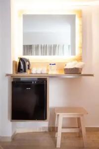 Athens Studios - 152