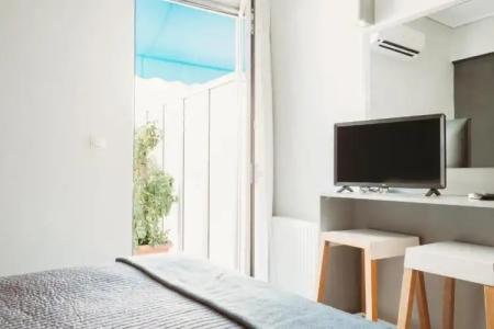 Athens Studios - 132