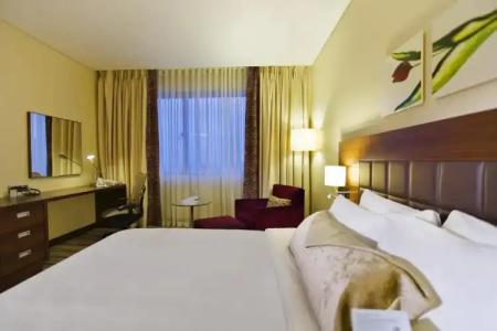 Hilton Garden Inn - 58