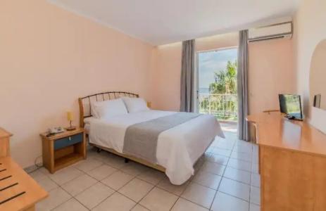 Xenos Kamara Beach Apart-hotel - 59
