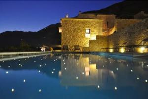 Elafivolia Arachova Suites, Arachova