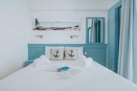 Saronis Agistri - Adults Only - 82