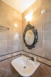 Saronis Agistri - Adults Only - 9