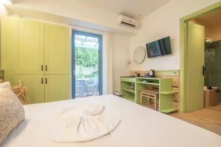 Saronis Agistri - Adults Only - 55